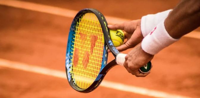 Fishhoek Tennis lesson hands